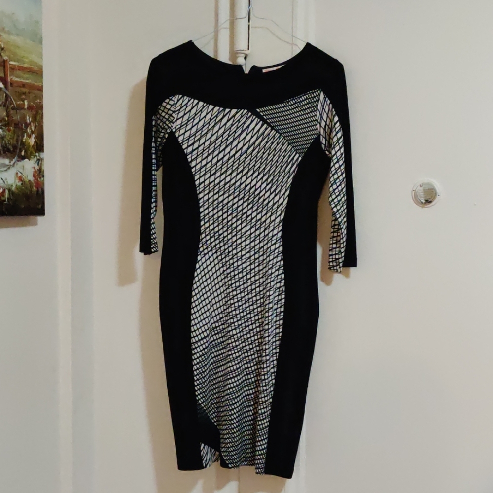 Tango Mango flattering modest dress, Size M